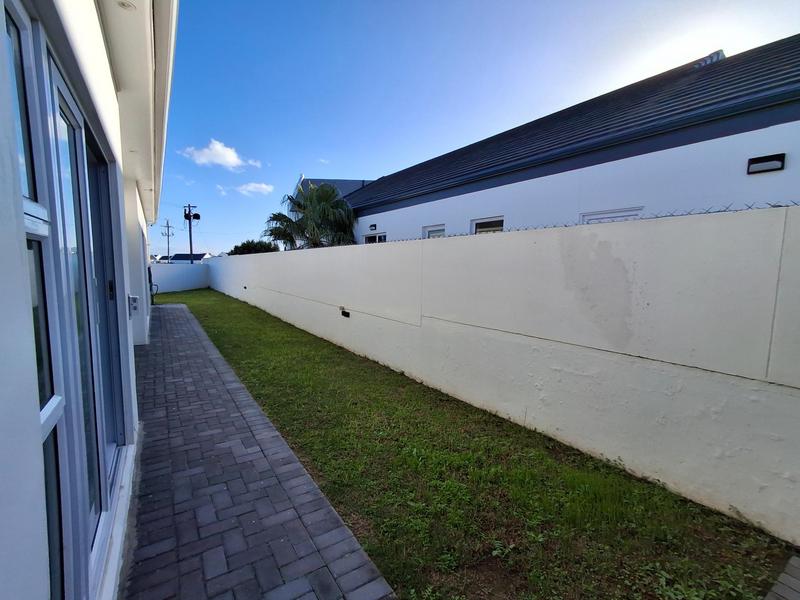 4 Bedroom Property for Sale in Britannia Bay Western Cape